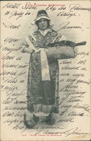 Washer Woman, Jeune Femme de Bethmale, Pyrenees 1906 Postcard